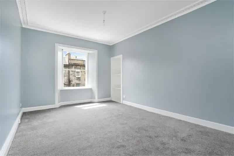 2 Bed Flat Third Floor Lauriston Edinburgh City Centre