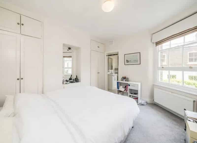 One Bedroom Apartment First Floor Share of Freehold