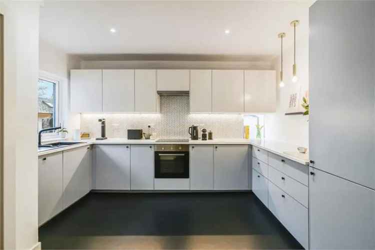 3 Bed Terraced House in Semi-Rural Setting Near Linlithgow