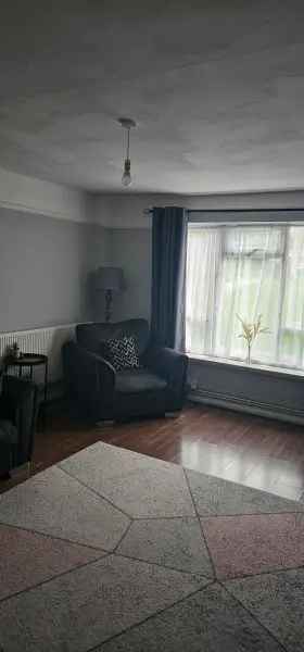 Flat For Rent in Chichester, England