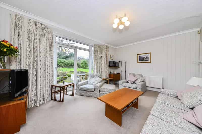4 Bedroom Detached House For Sale 1928