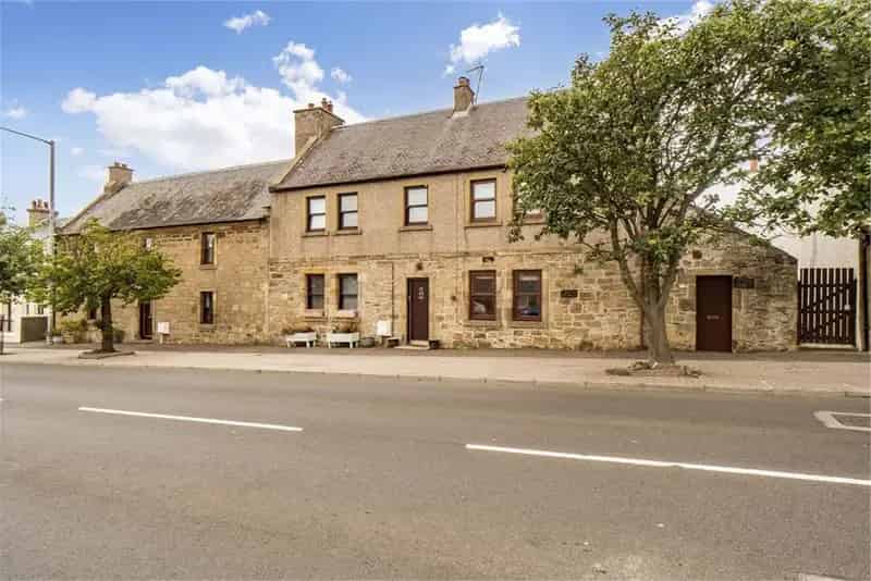 3 Bed End Terrace House Pathhead