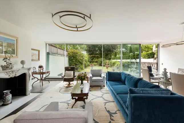 Luxury Duplex Apartment for Sale in St James s Place SW1A