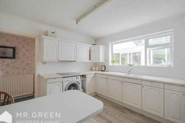 4 Bedroom Detached House for Sale Harewood Avenue BH7
