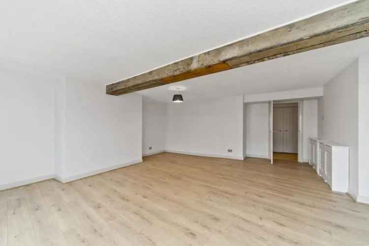 3 Bedroom Flat for Sale in Edinburgh's Shore District