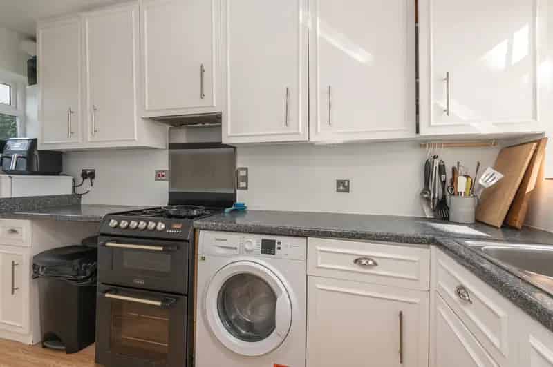 3 Bedroom Semi-Detached House to Rent Chapel Allerton