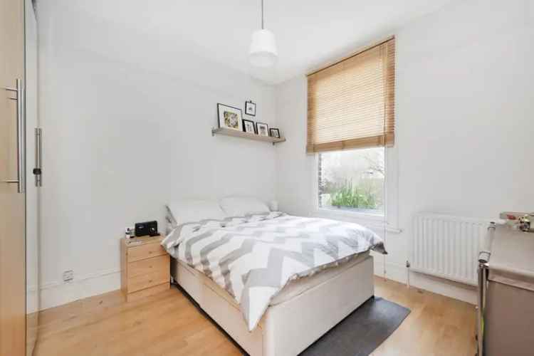 1 Bedroom Flat House to Rent Near Brockwell Park