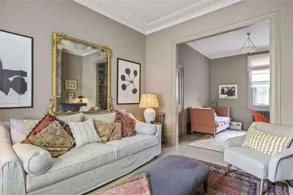 Highbury Hill, Highbury, London, N5 1AU | Property for sale | Savills