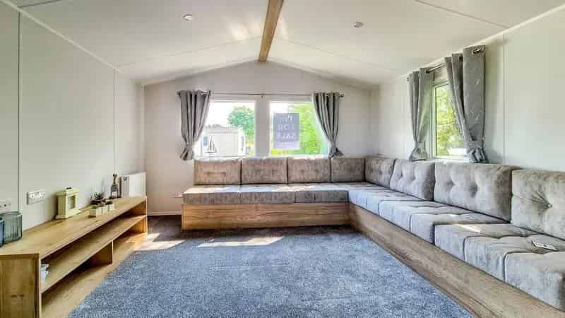 2 Bedroom Park Home for Sale