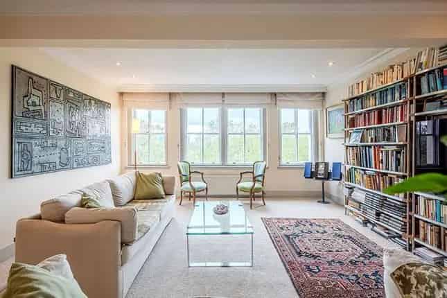 Flat for Sale in Holland Park London W11