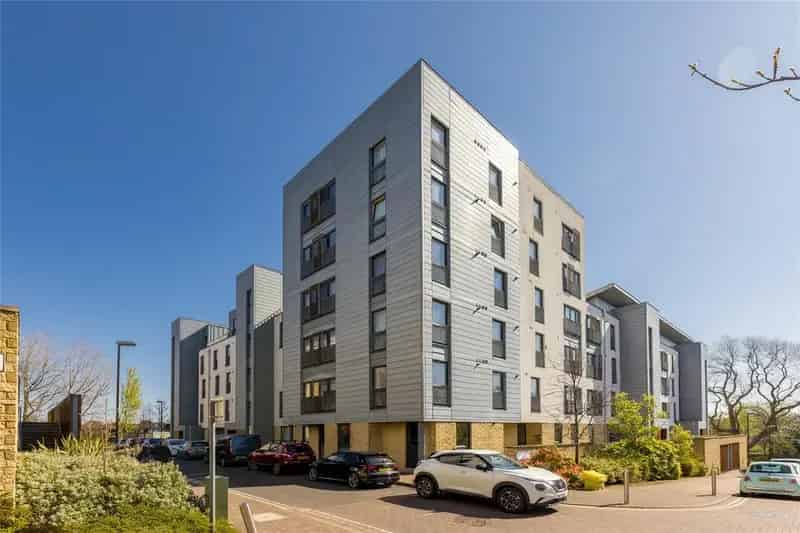 1 Bedroom Flat for Sale in Fettes Edinburgh