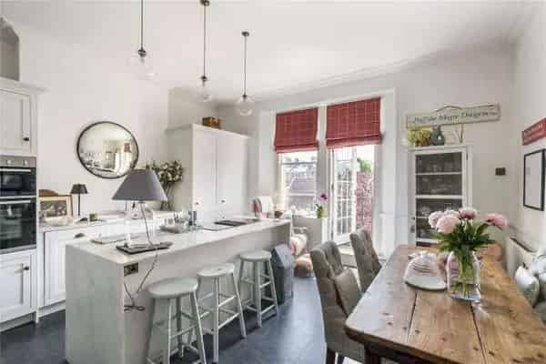 Clifton Apartment with Roof Terrace and Parking