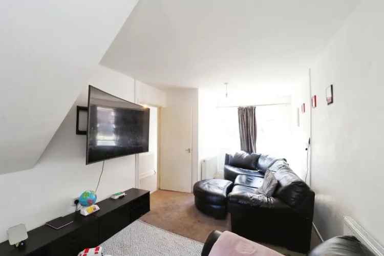 4 Bedroom End Terraced House Beaumont Leys Leicester