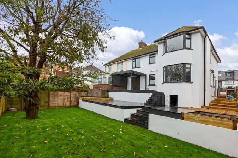 5 Bedroom Family Home for Sale Woodingdean