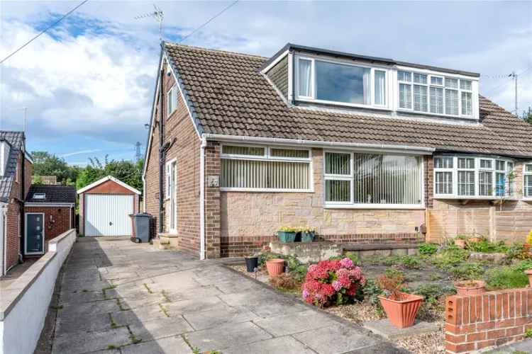 House For Sale in Leeds, England