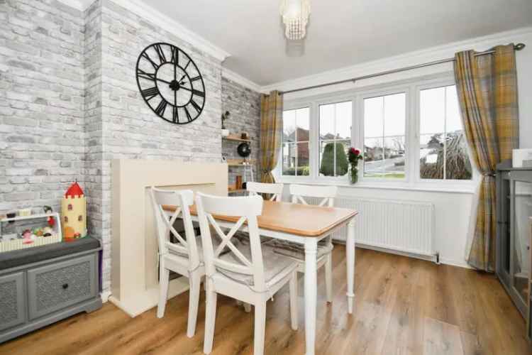 3 Bedroom House for Sale in Wingerworth