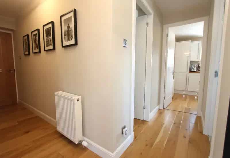2 Bedroom Flat to Rent in Trinity Edinburgh