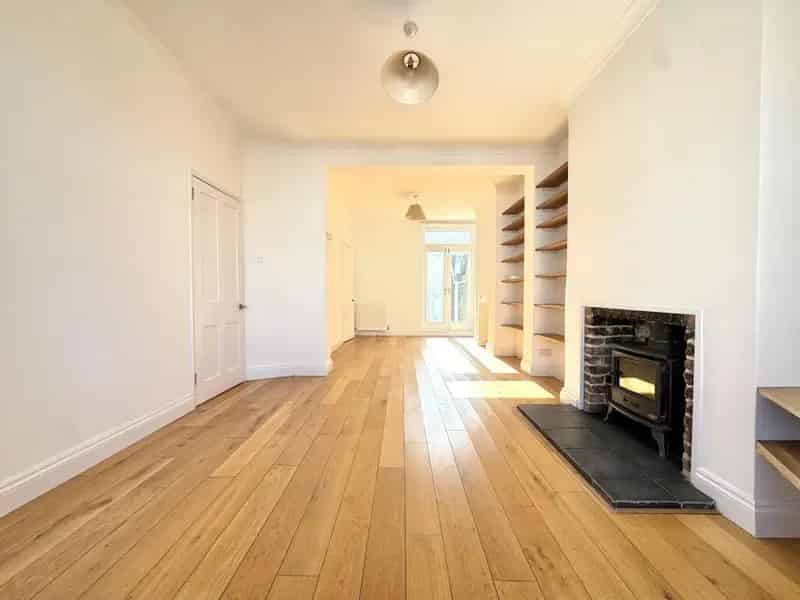 3 Bedroom House Near Brighton Seafront