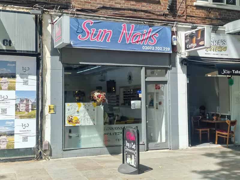 Chelsea Retail Space 600ft2 Nail Bar New Lease Available