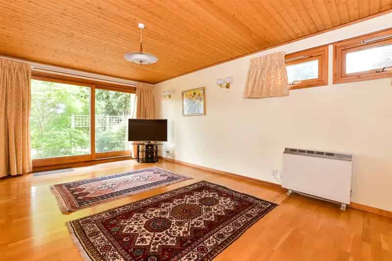3 Bedroom Detached House for Sale Near Tonbridge