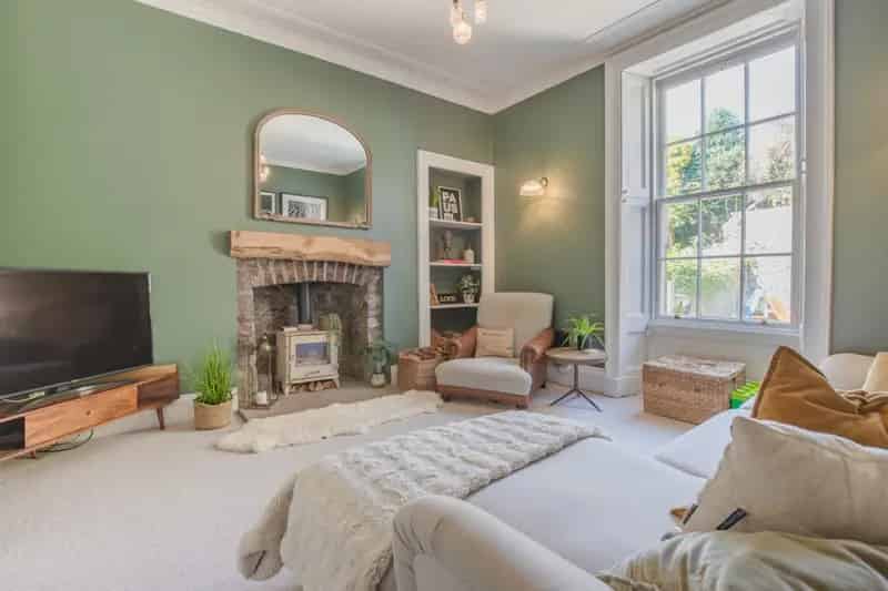 3 Bedroom House To Rent
