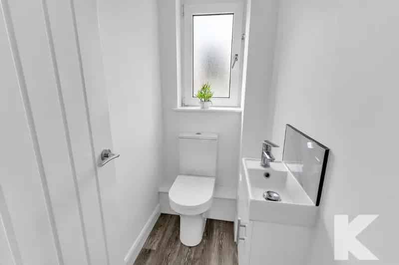 3 Bed House For Sale - Fully Renovated Family Home