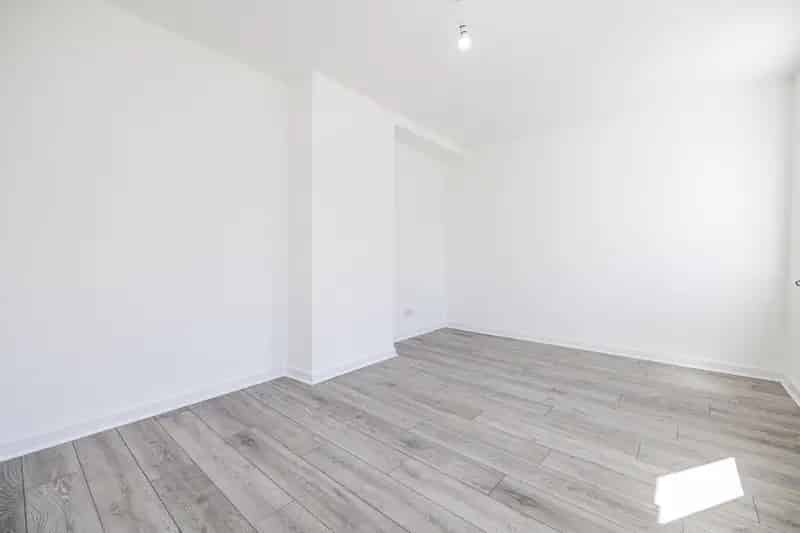 3 Bedroom House in Aberdeen - Modern Upgrades and Spacious Rooms
