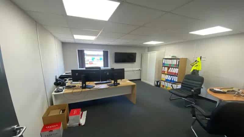 Industrial property For Rent , Wigan, England