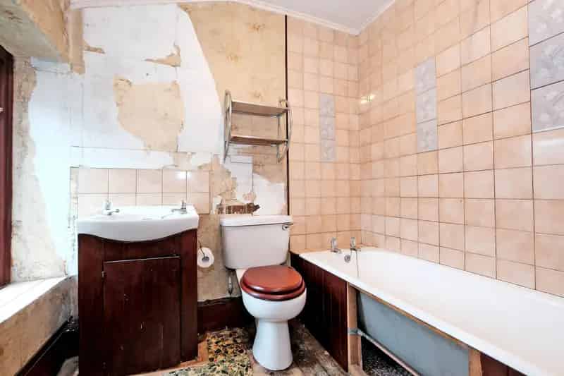 Flat For Rent , 70,72, Ashley Road, Aberdeen City, Scotland