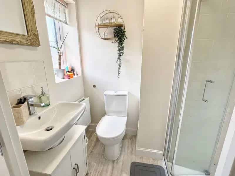 3 Bed Detached House For Sale