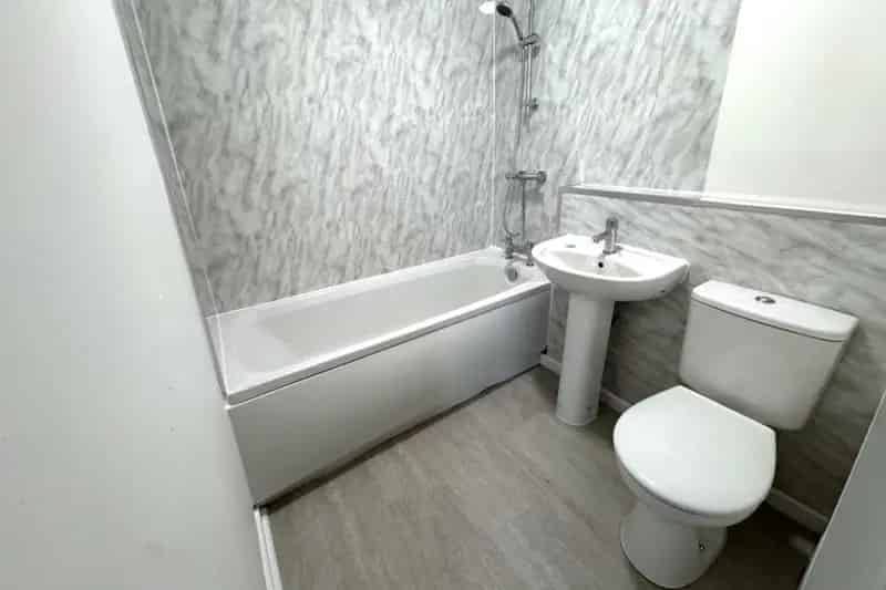 1 bedroom Flat
 To Let