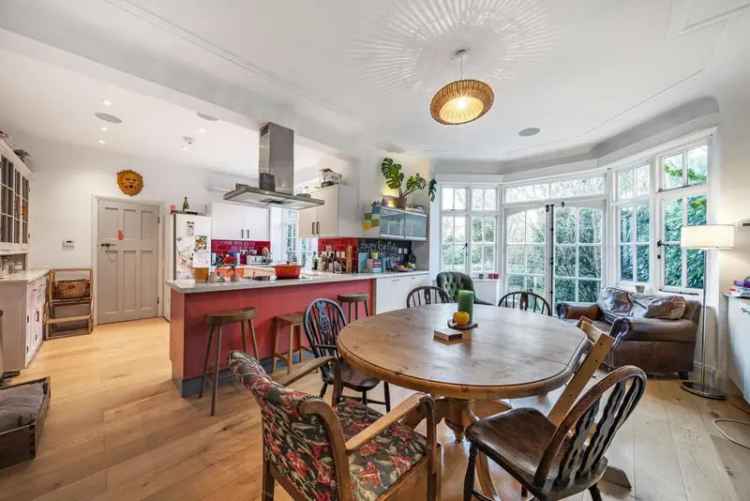 House For Sale in London, England