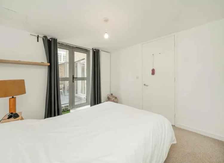 3 Bedroom Flat Near Holloway Road Station