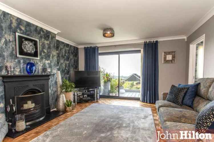 2 Bedroom Detached Bungalow with Stunning Views
