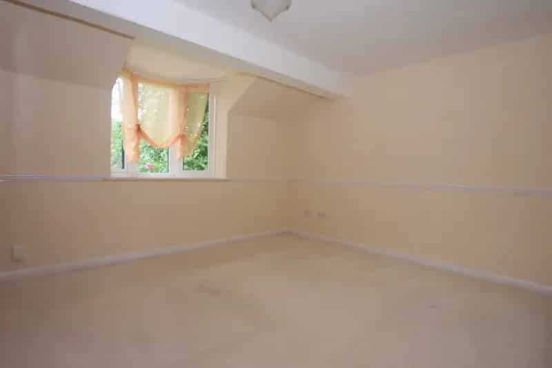 1 Bedroom Flat To Rent