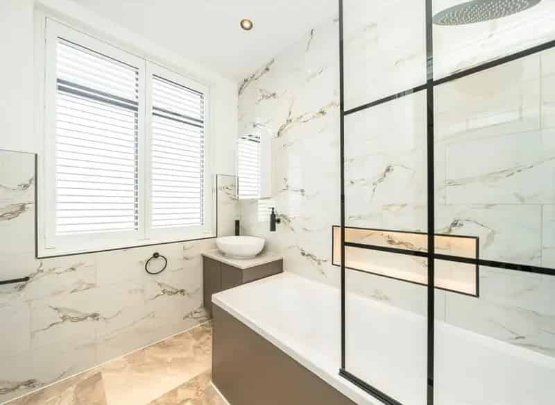 Flat For Sale , Streatham Road, London, England