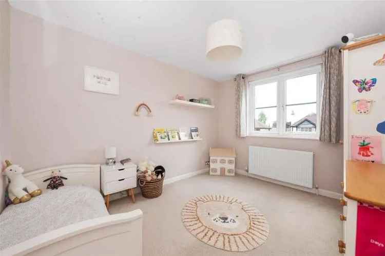 4 Bed Detached House for Sale