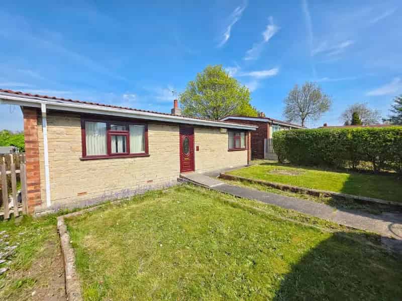 2 Bed Detached Bungalow For Sale - No Onward Chain