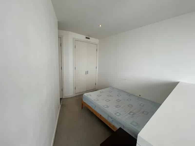 Rotunda Furnished Studio Apartment 11th Floor