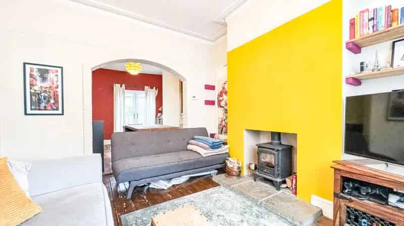 2 Bedroom House For Sale in Bedminster