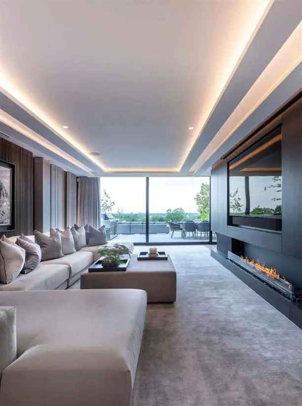 4 Bed Modern House with Breathtaking Views