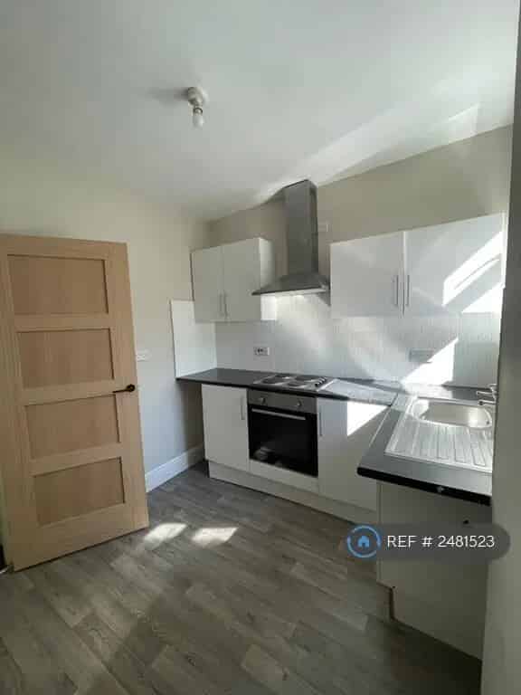 2 Bedroom Flat to Rent