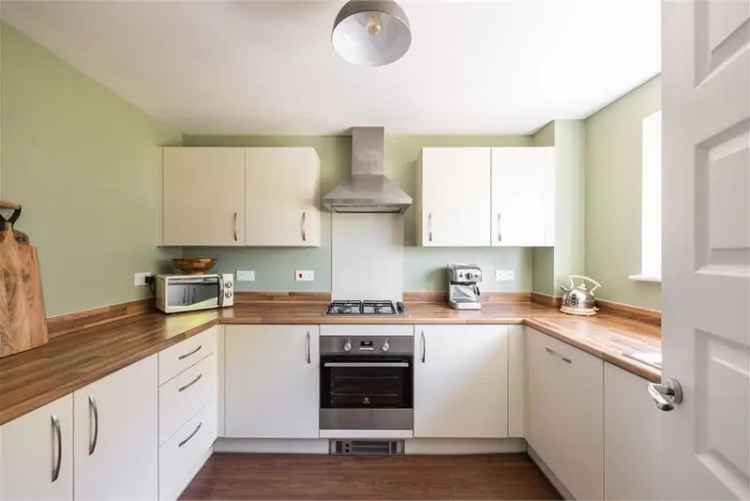 3 Bed End Terraced House with Garden and Parking Near Dalmeny Station