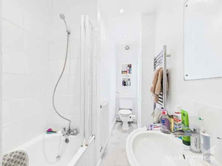 1 Bedroom Flat for Sale in Bognor Regis