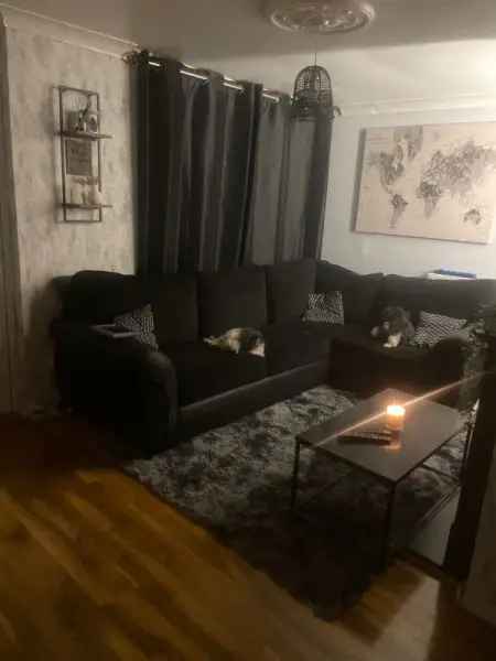 House For Rent in Wakefield, England