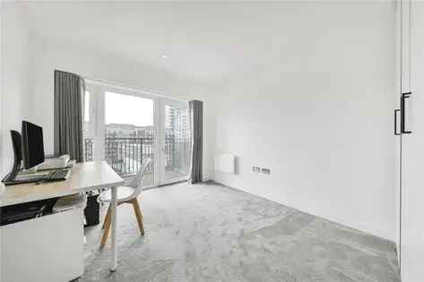 3 Bedroom Apartment in Beaufort Square London