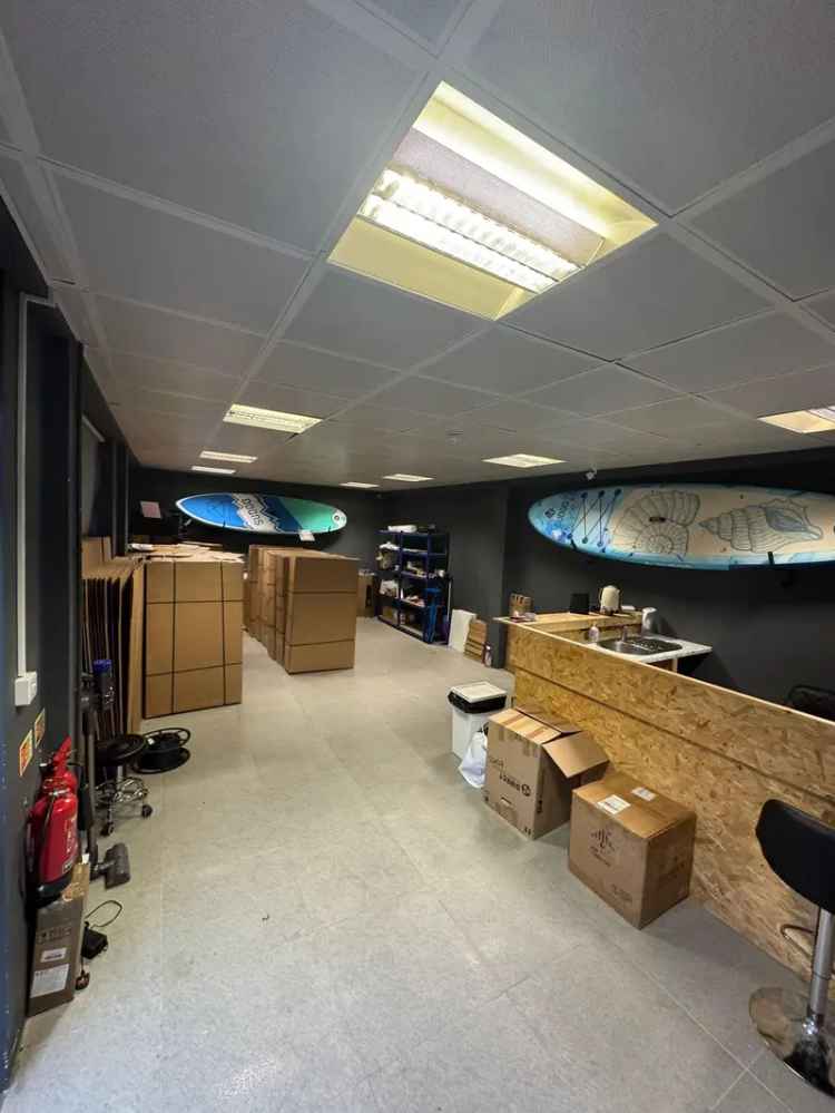 Office For Rent in London, England