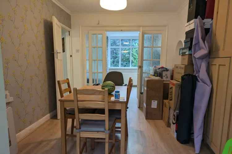 Three Bedroom Semi-Detached House Headington Oxford