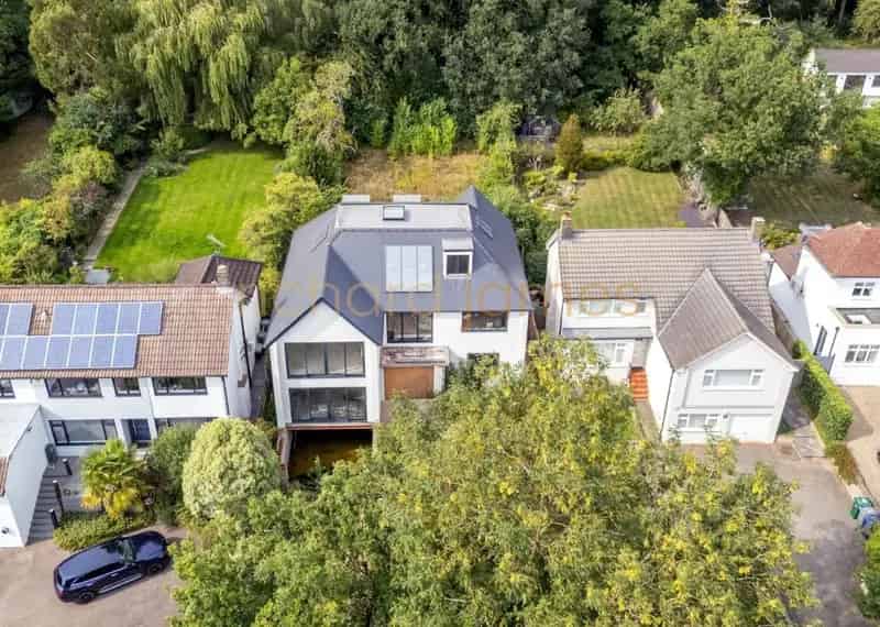 5 Bed House For Sale - CASH BUYERS ONLY