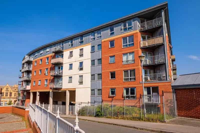 2 Bedroom Apartment to Rent Jewellery Quarter Birmingham